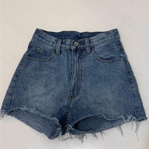 Brandy Melville/John Galt denim shorts - Picture 3 of 5